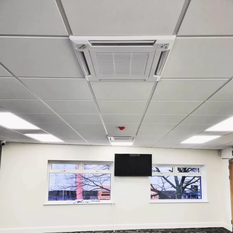 aclc-air-con-Fujitsu-Ceiling-Cassette-Air-Conditioning-for-Large-Offices​-003