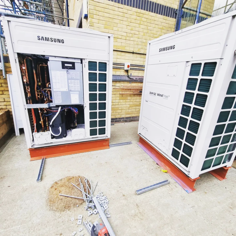 aclc-air-conditioning-Samsung-DVM-2-wind-free-fully-installed-being-installed